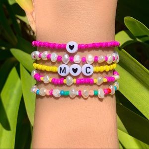 Bubble letter bead personalized bracelets